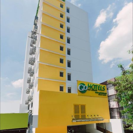 Go Hotels Cubao Кесон-Сіті Екстер'єр фото