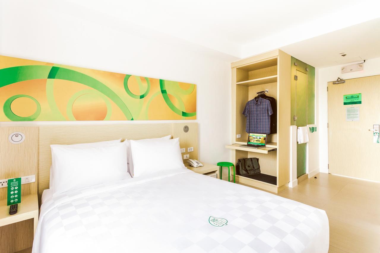 Go Hotels Cubao Кесон-Сіті Екстер'єр фото