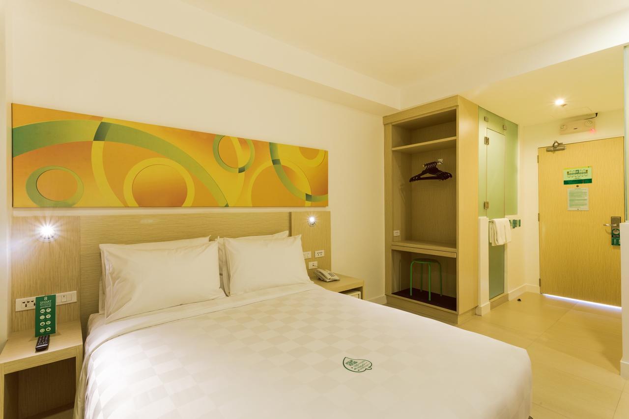 Go Hotels Cubao Кесон-Сіті Екстер'єр фото